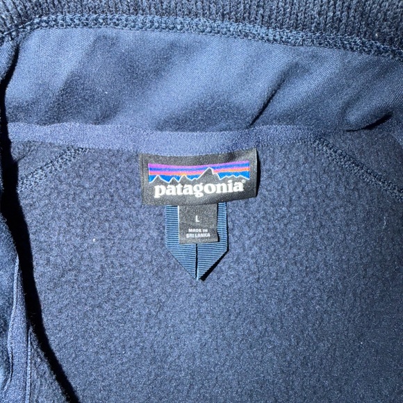 Patagonia Women’s Navy Full-Zip Fleece Vest - Picture 3 of 3